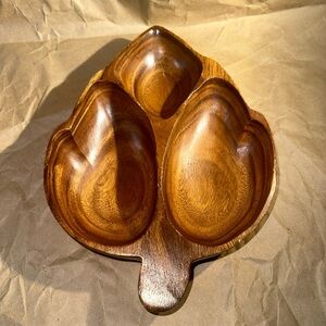 Aloha Hawaii monkey pod Brown Wooden Serveware with Leaf Design